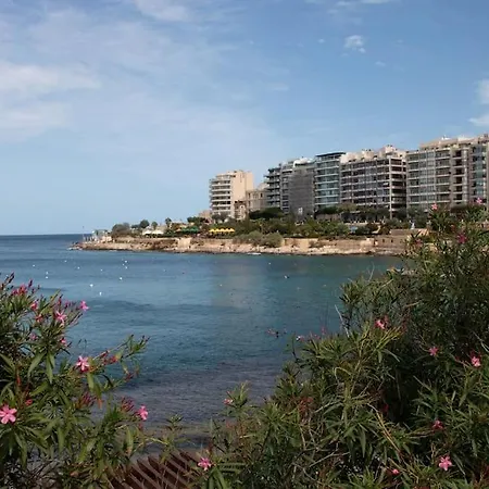 Cosy 1br With Balcony & Sofabed In By 360 Estates Apartment *