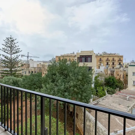 Cosy 1br With Balcony & Sofabed In By 360 Estates Apartment *