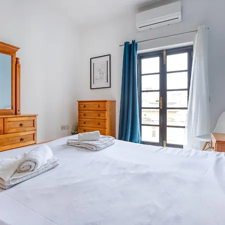 Cosy 1br With Balcony & Sofabed In By 360 Estates *