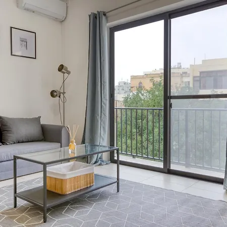 Apartment Cosy 1br With Balcony & Sofabed In By 360 Estates *