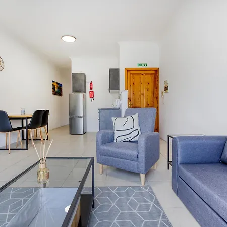 Cosy 1br With Balcony & Sofabed In By 360 Estates Sliema