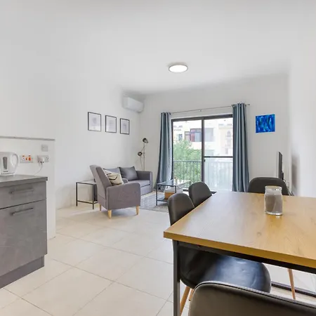 Cosy 1br With Balcony & Sofabed In By 360 Estates Apartment