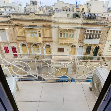 Cosy 1br With Balcony & Sofabed In By 360 Estates