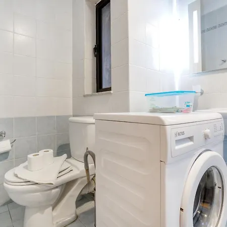 Cosy 1br With Balcony & Sofabed In By 360 Estates *