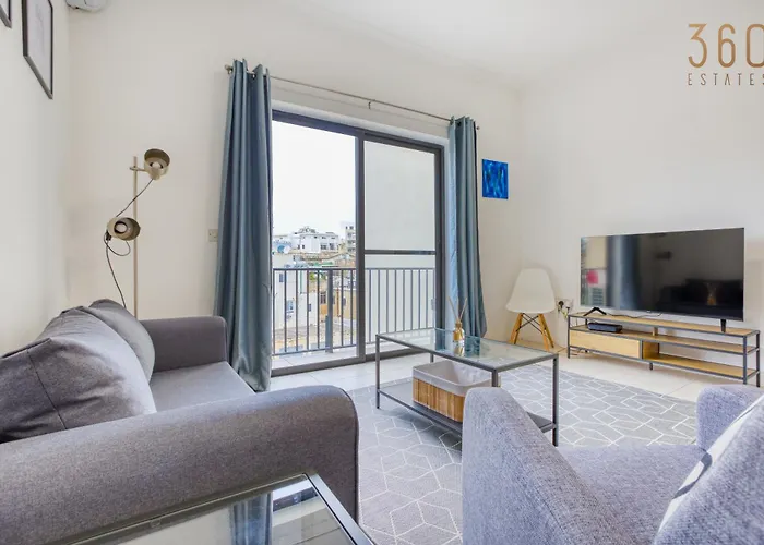 Cosy 1br With Balcony & Sofabed In By 360 Estates